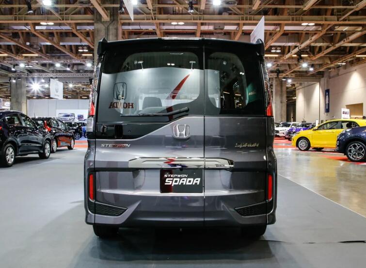 本田进口车——本田 step wgn 2017款 外观高清实拍鉴赏