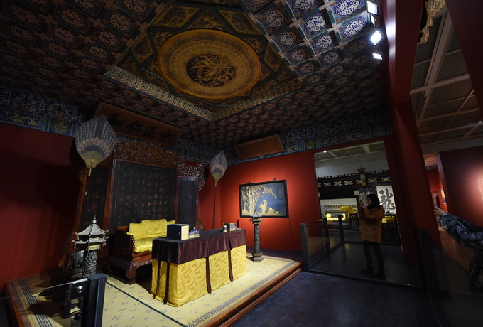 故宫养心殿彩绘宝匣"开箱",尘封多年的"秘密"被打开