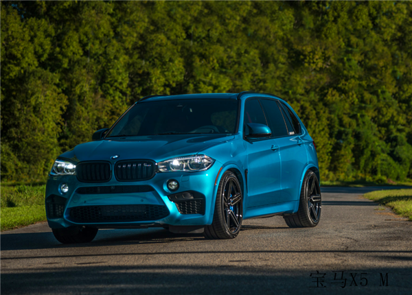 今天小编要和大家说的是这款长滩蓝色suv是宝马系列x5 m