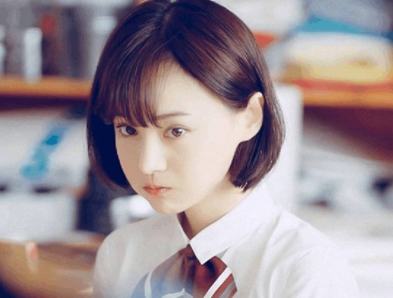 《青春斗》郑爽泳装首秀,与好身材的她同画面,谁输谁赢?