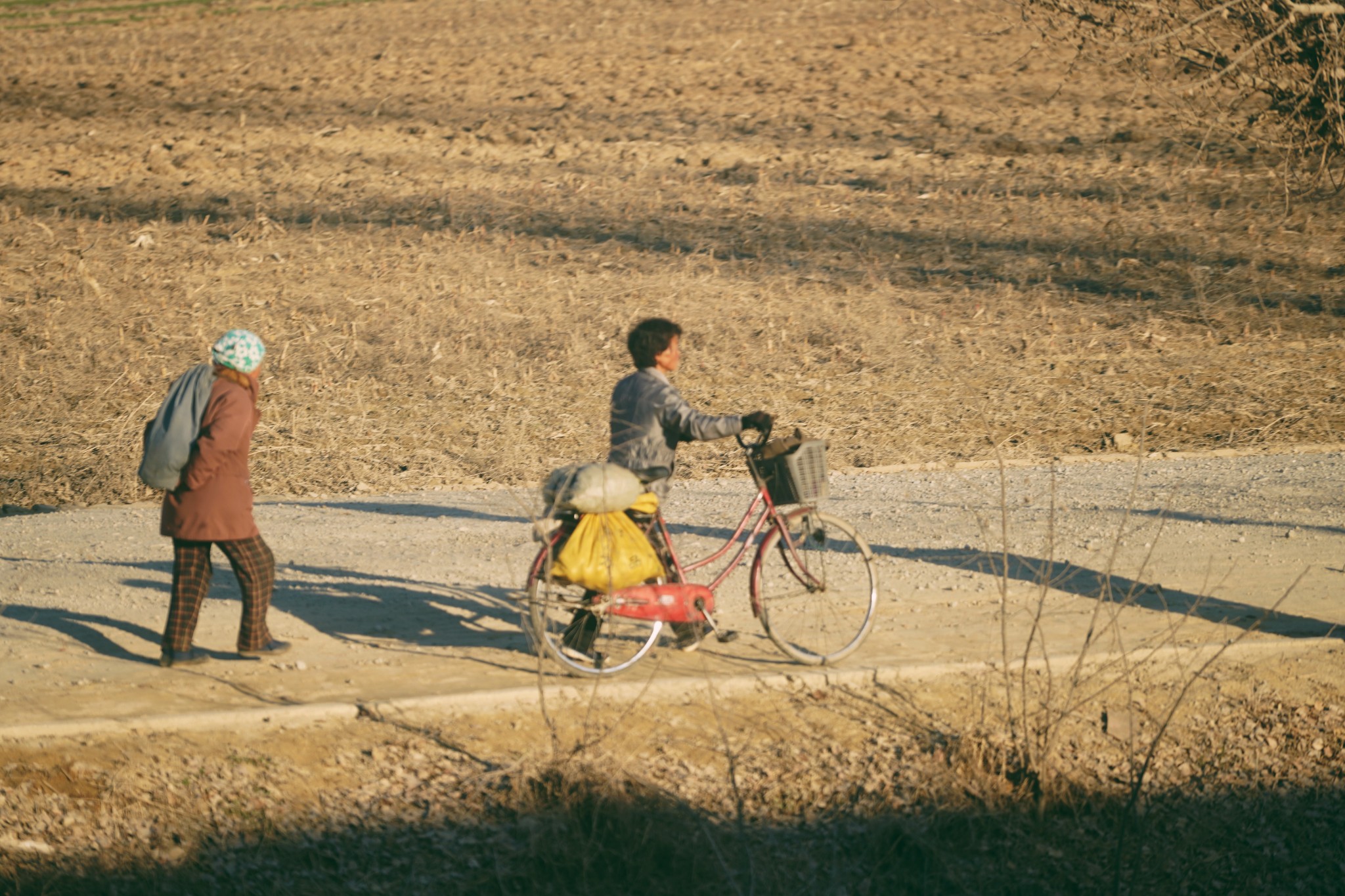 朝鲜视觉:走进朝鲜农村,拍摄当地农民日常生活!