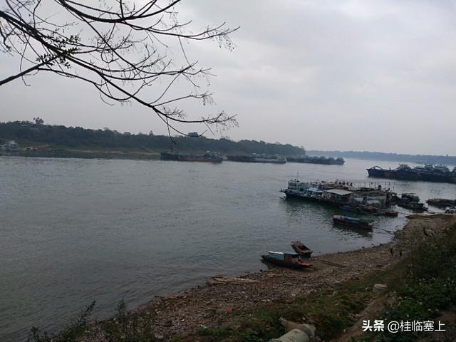 诗兄说:发现广西桂平之彩虹横江连～北江大桥,您还好吗