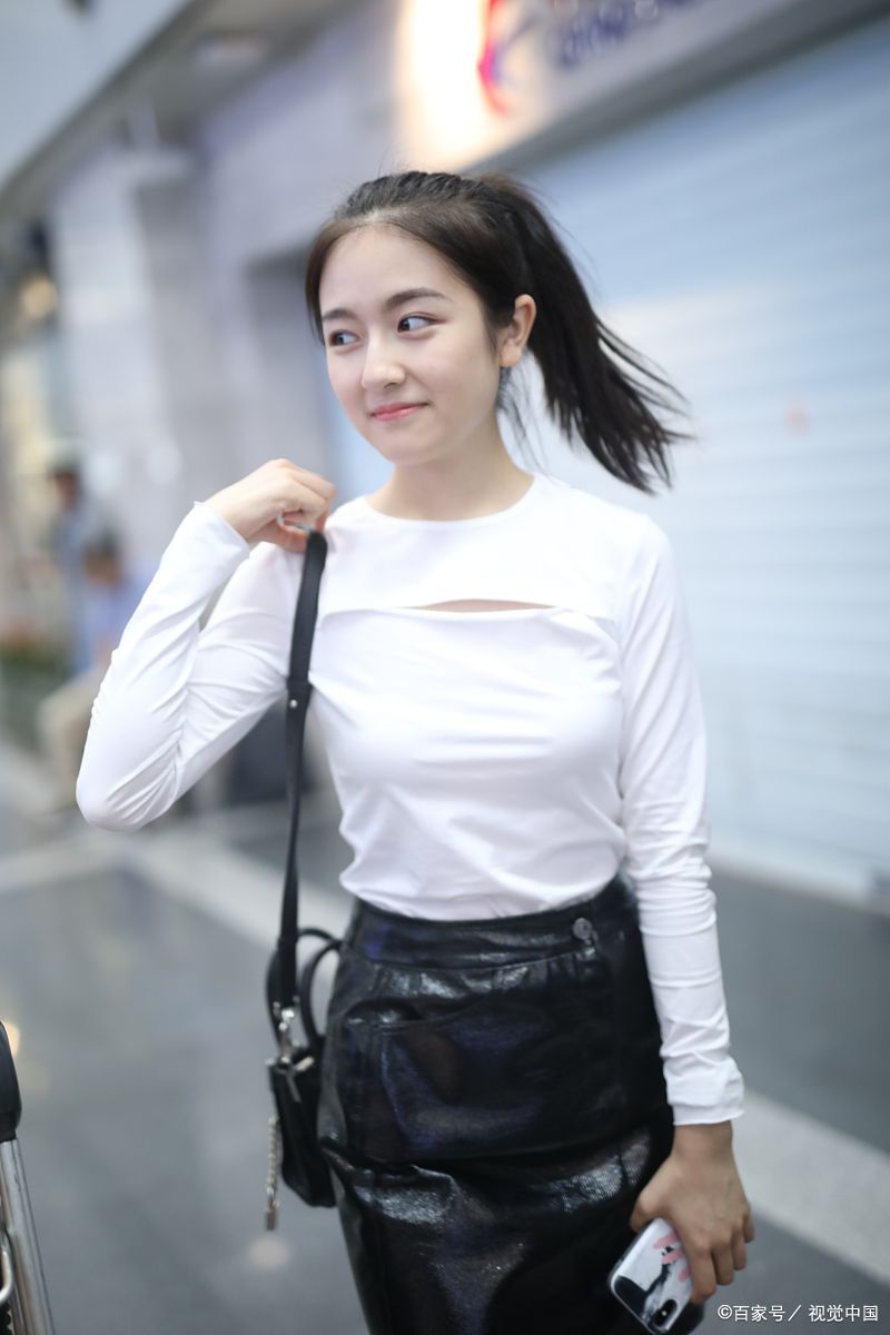 李兰迪《星落凝成糖》一举崛起,打破女演员格局,该剧热度破万