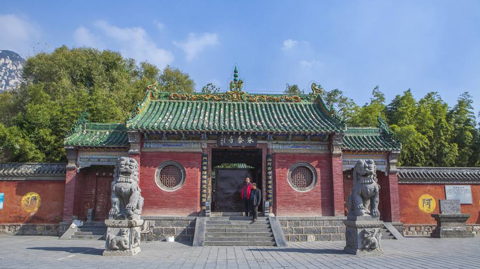 距郑州1小时车程,隐藏着一个有千年历史的古寺庙,堪称世外桃源