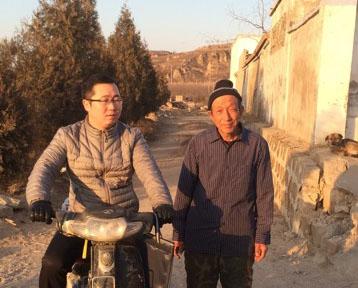 革命老区扶贫村书记的"特殊年货"