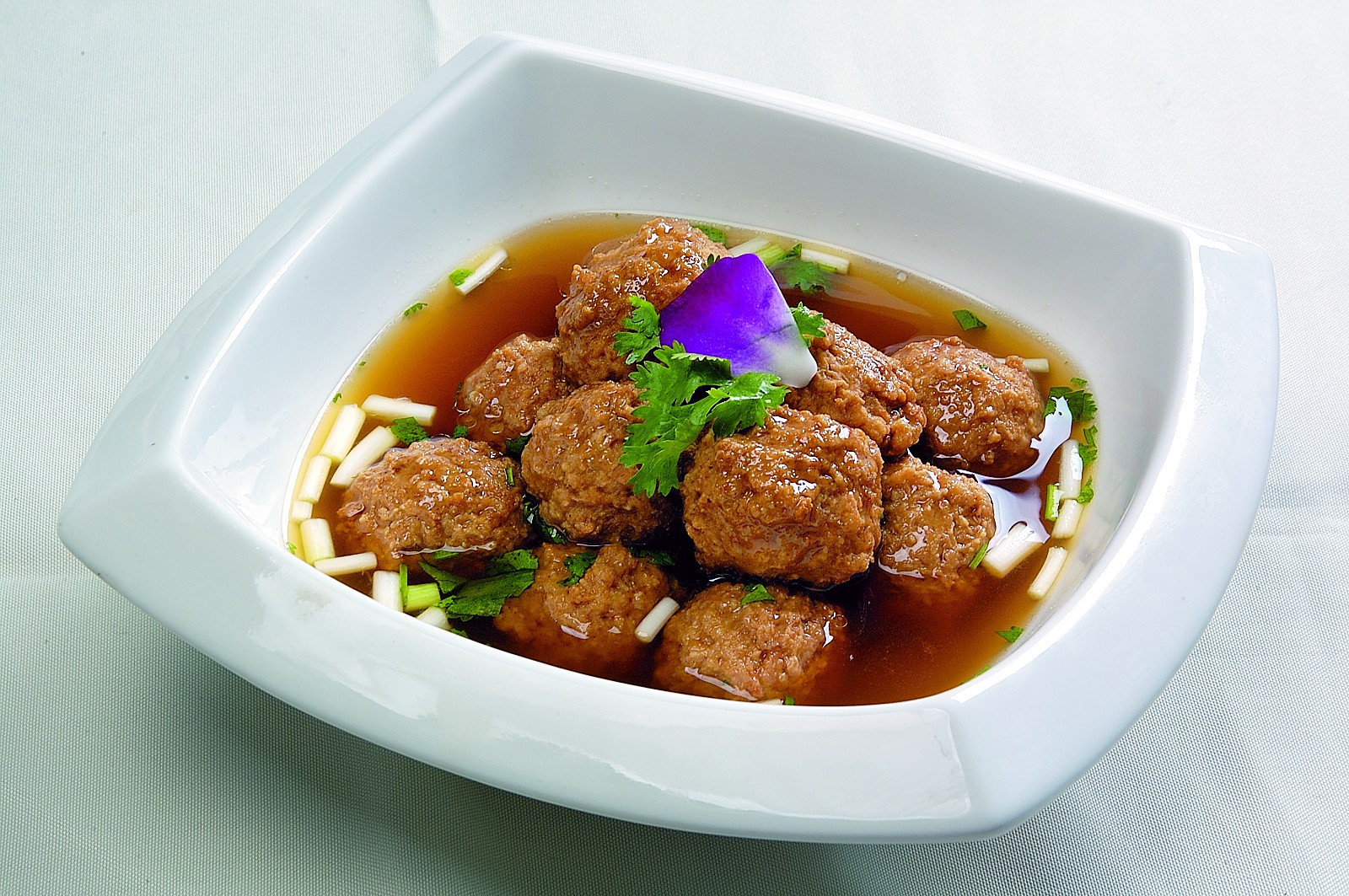 每日推荐六道美味炒菜:水煮丸子