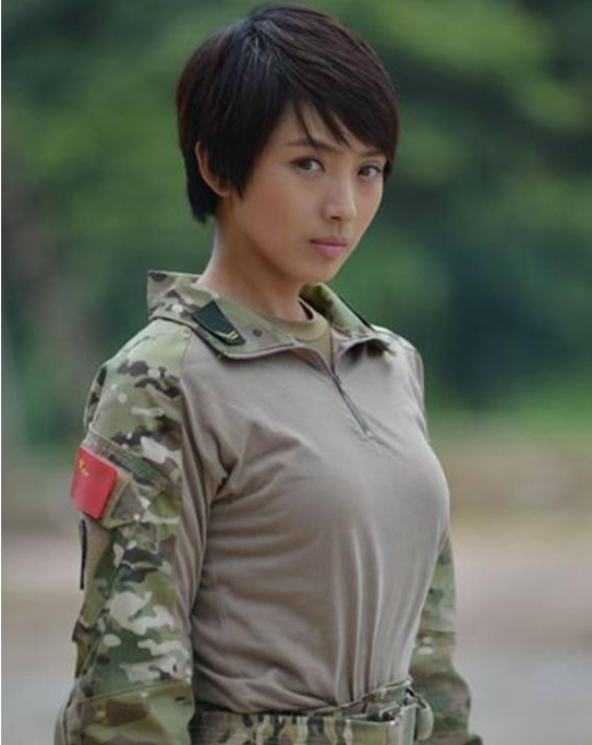 《特种兵之火凤凰》女兵脱下军装,沈兰妮显老气,叶寸心美到窒息