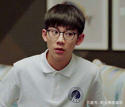林磊儿说表哥你是最幸福的,有爸爸妈妈真好 林磊儿说表哥你是最幸福的,有爸爸妈妈真好