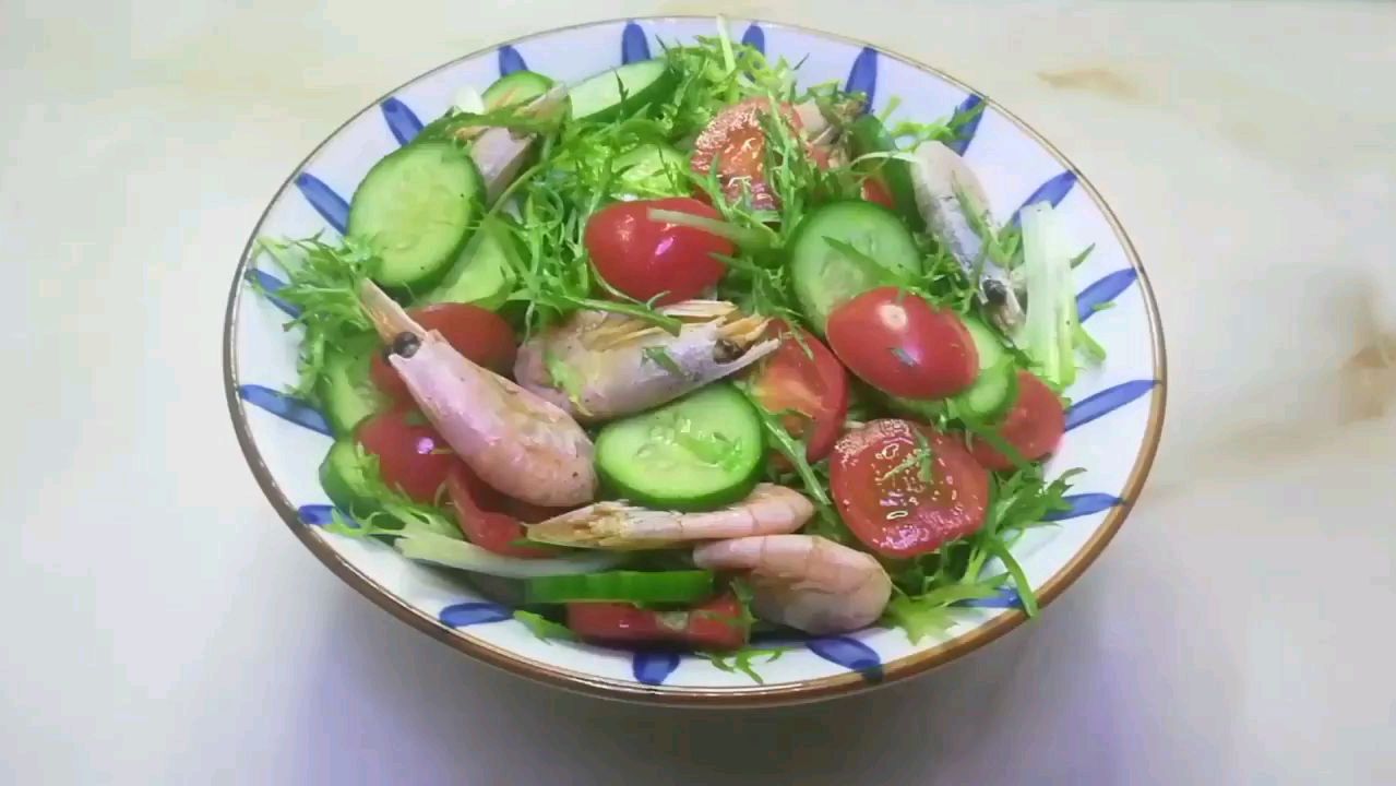 减肥瘦身餐—蔬菜沙拉这样做,做法简单,味道好吃,营养健康