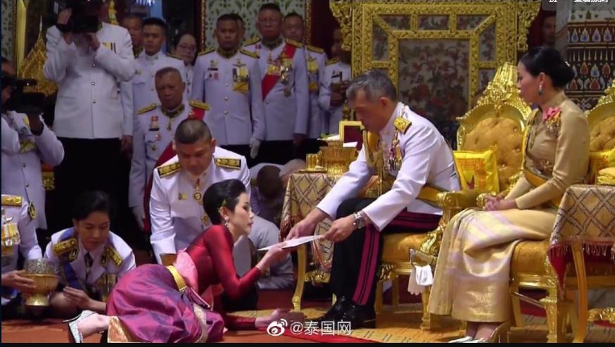 泰国国王7世的贵妃图片