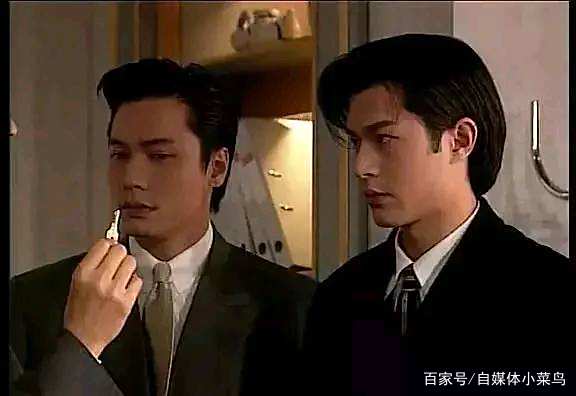 视帝罗嘉良与前妻离婚后,补偿前妻千万,娶小娇妻今生活美满幸福 视帝罗嘉良与前妻离婚后,补偿前妻千万,娶小娇妻今生活美满幸福