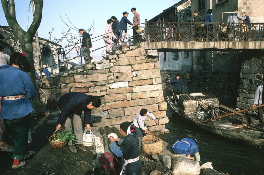 高清老照片:80年代初的生活场景,很多的场景让人无比怀念