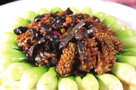 酸辣双味 一半年味一半家味