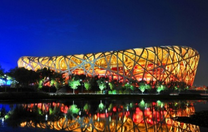 旅游:鸟巢——北京地标性的体育建筑,承载着中国梦的地方