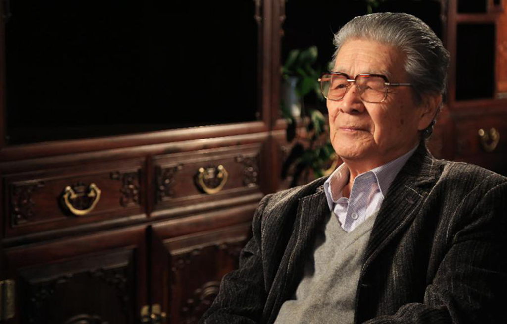 92岁蓝天野近照曝光《渴望》饰王沪生父亲,养生讲究无欲则刚