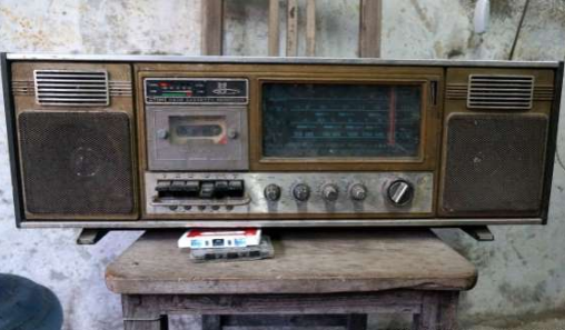 七十年代罕见老物件,图一很多九零后都没见过,图四现在很稀少!