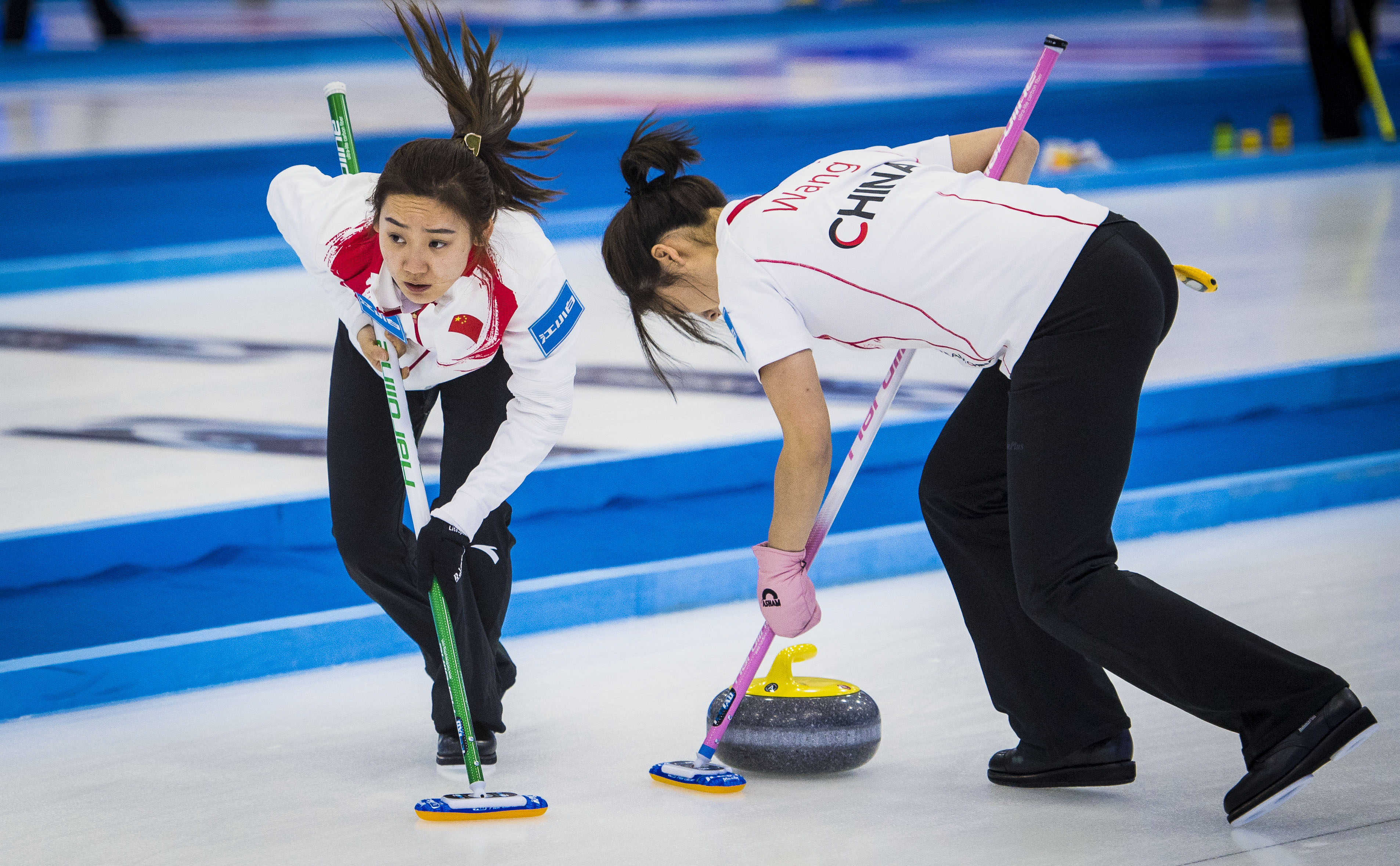 冰壶—青海国际精英赛赛况:中国女子a队胜中国女子青年队(1)