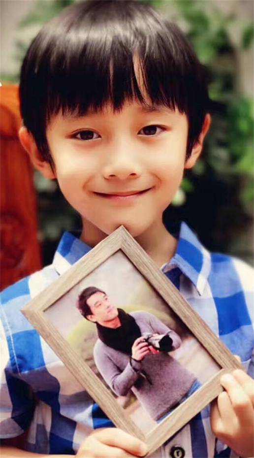 《桔子街的断货男》将播 小戏骨黄振宸温情上线