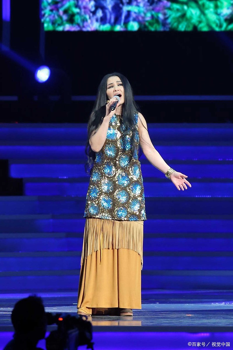 三毛说台湾最适合穿波西米亚长裙的潘越云