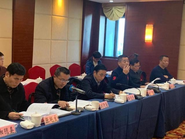 全国人大常委会梁鹰一行莅岳阳调研备案审查工作