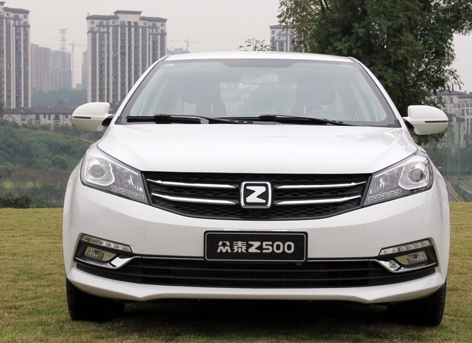 设计十分新颖的众泰z500,整体外观十分好看,让人心动不已