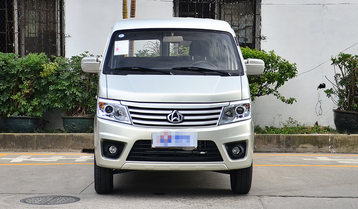 长安商用车-长安之星9,外观时尚大气,简约中尽显个性