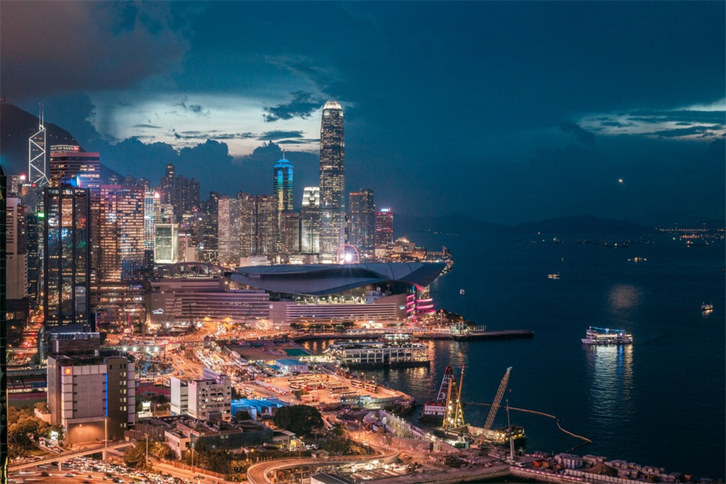 香港旅游介绍(香港旅游介绍词天坛大佛和迪士尼乐园)