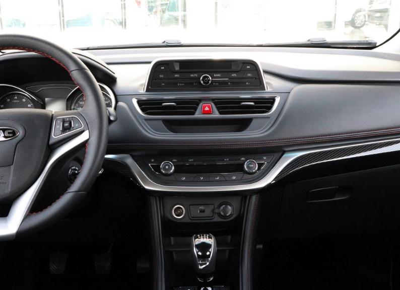 江淮瑞风s3,做工和用料水平,让人印象深刻