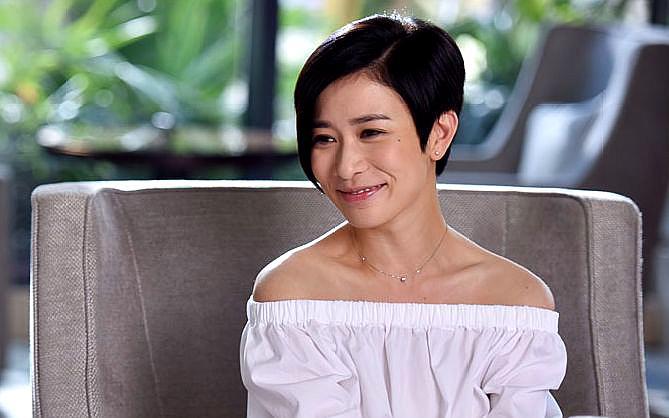 答案就是:余诗曼!