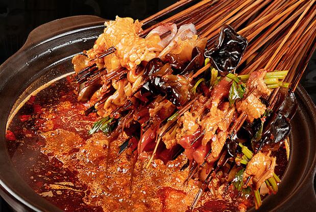 朋友相约吃涮串,一个鸡翅插了10根签子,这是涮串还是涮签子啊?