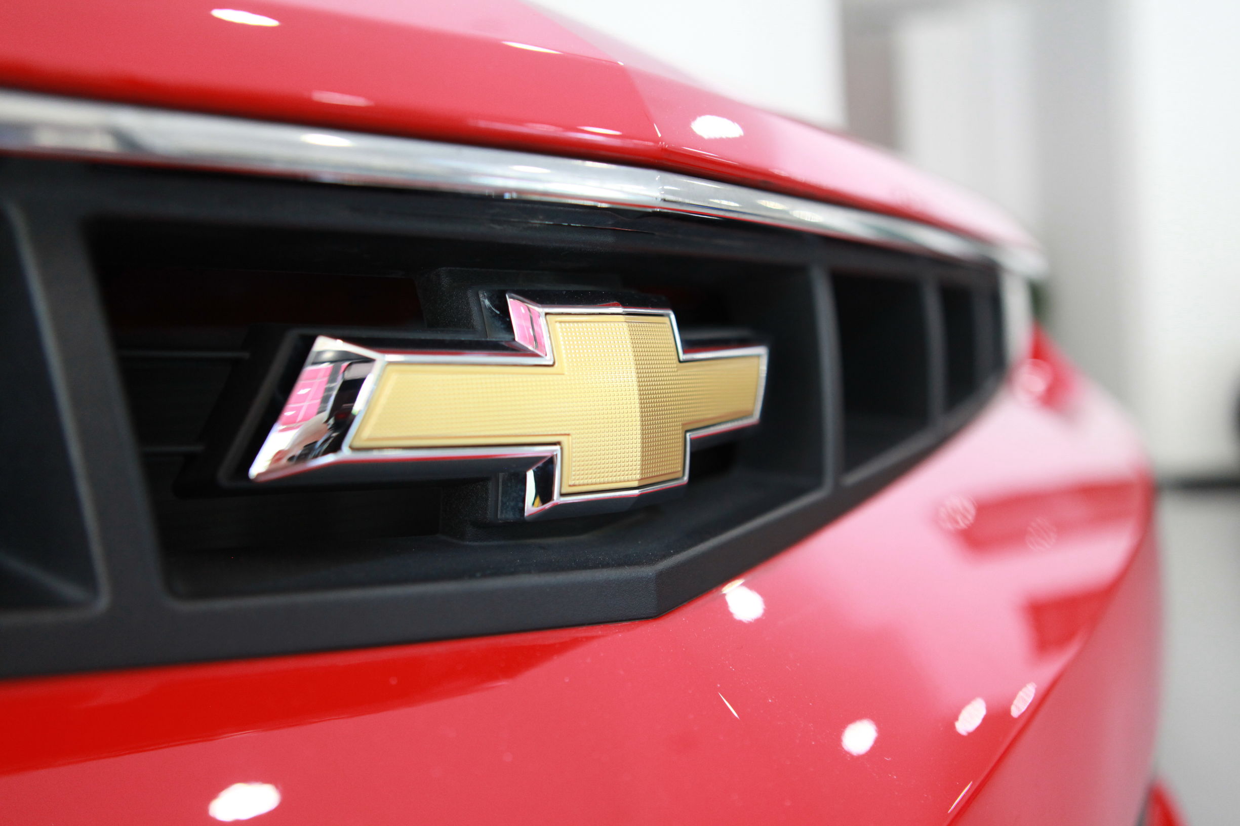 农村老百姓不认的5种车标,即使再贵,也觉得很便宜!