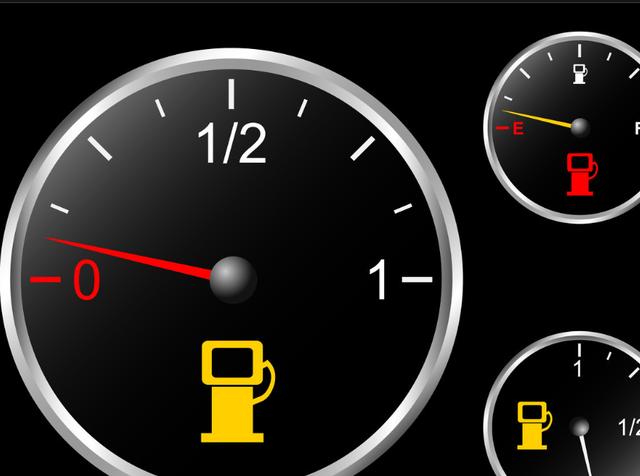 油表见底燃油灯亮黄灯后,车子还能跑多远?长期这样会伤车吗?