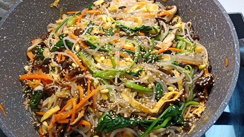 韩式炒杂菜,原来这么简单,看韩剧再也不用流口水了,色香味俱全