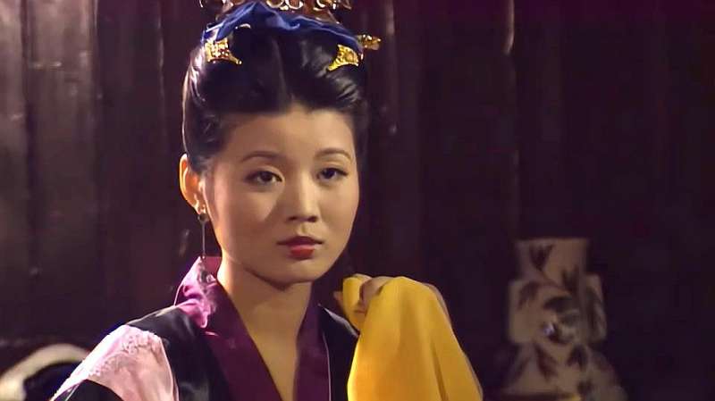 济公游记县令第一天办案不料如此的刚硬真是大清官呀