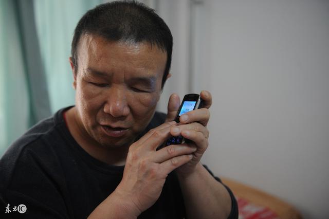 懒汉见钱(乡村纪事)