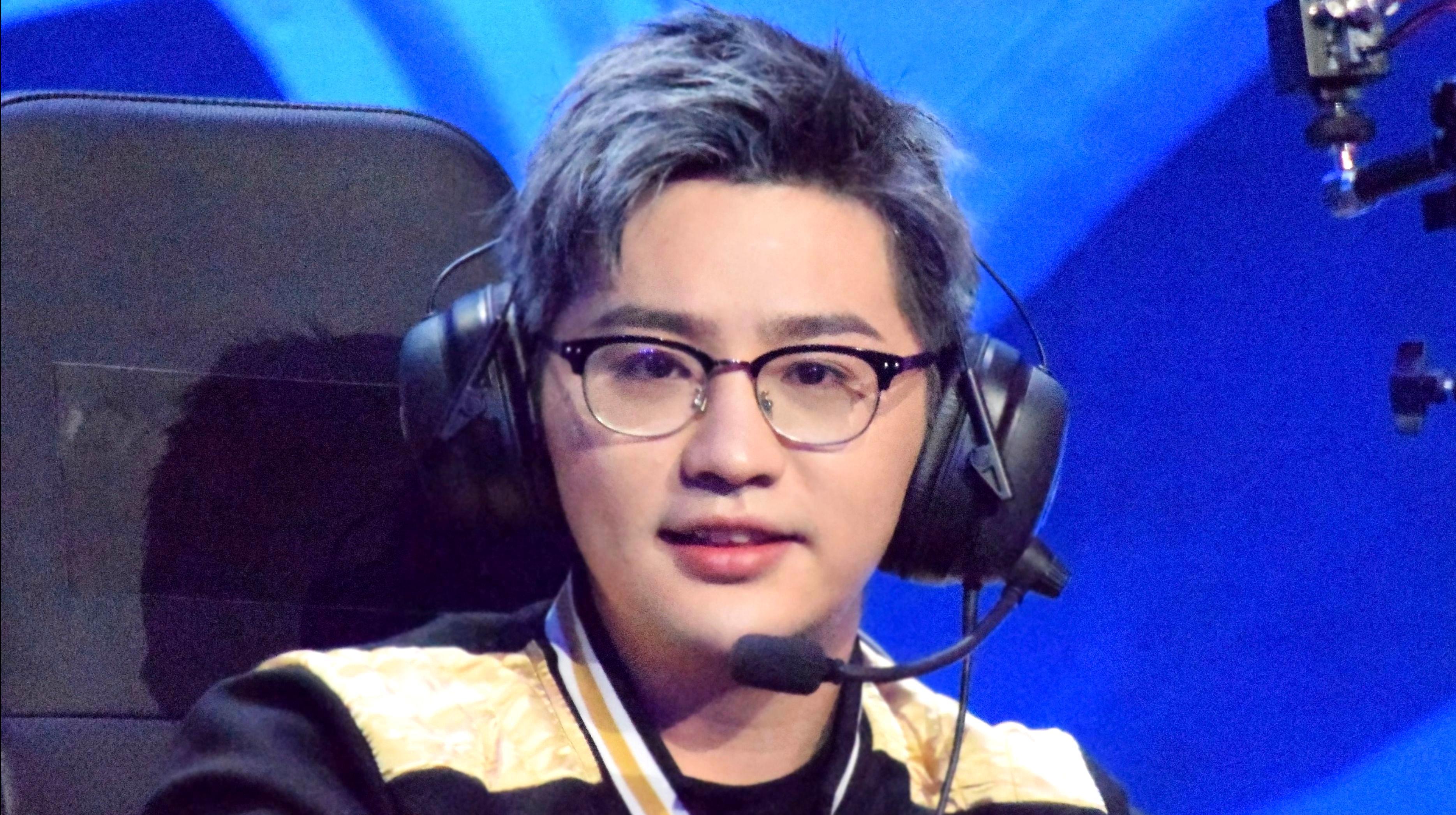 xq阿泰直播首秀,300万人气,20万礼物,诠释王者荣耀唯一宠儿