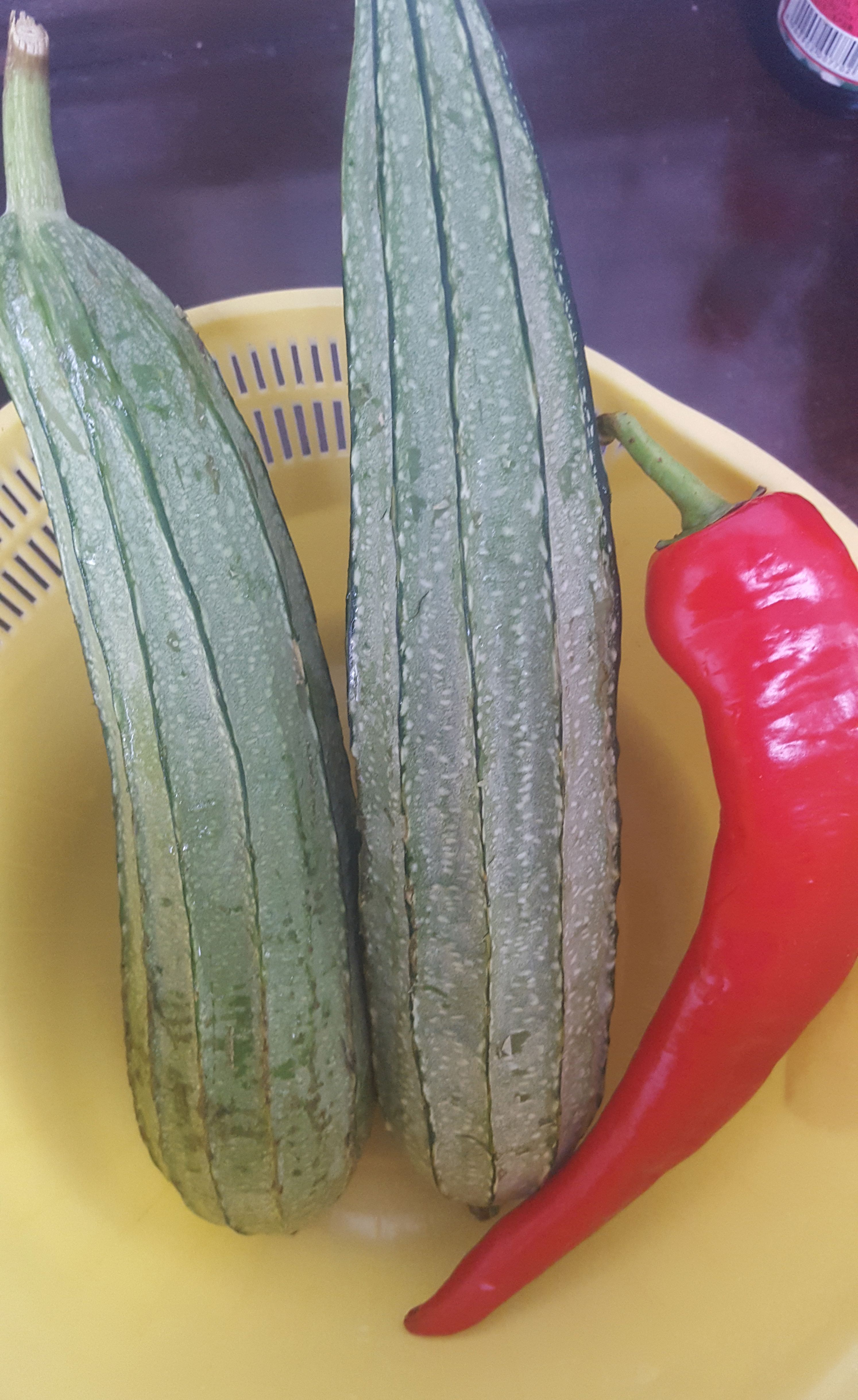八角瓜炒肉片,香浓入味,做法简单