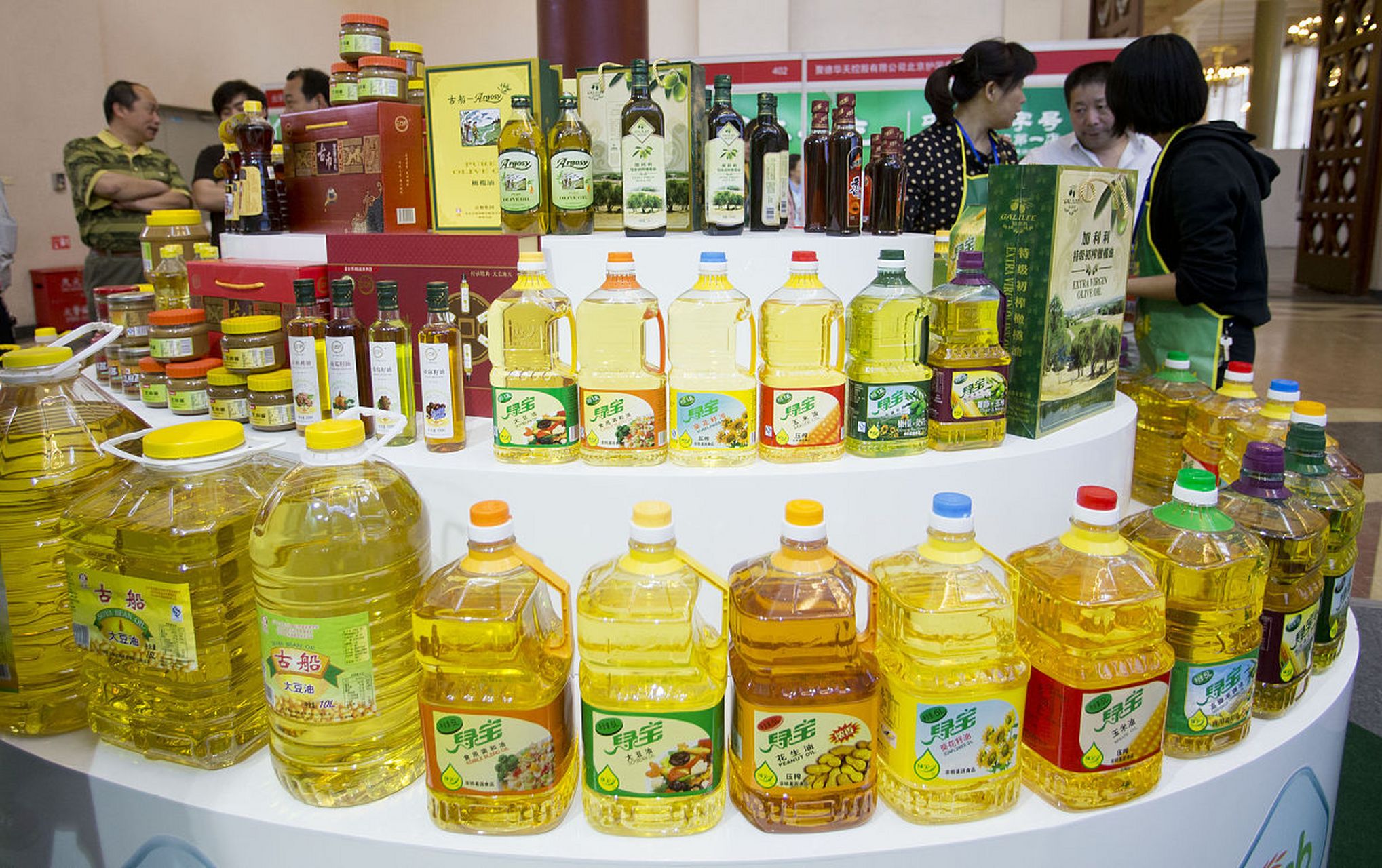 今天,我要给大家推荐一款备受好评的食用油——西王玉米胚芽油.