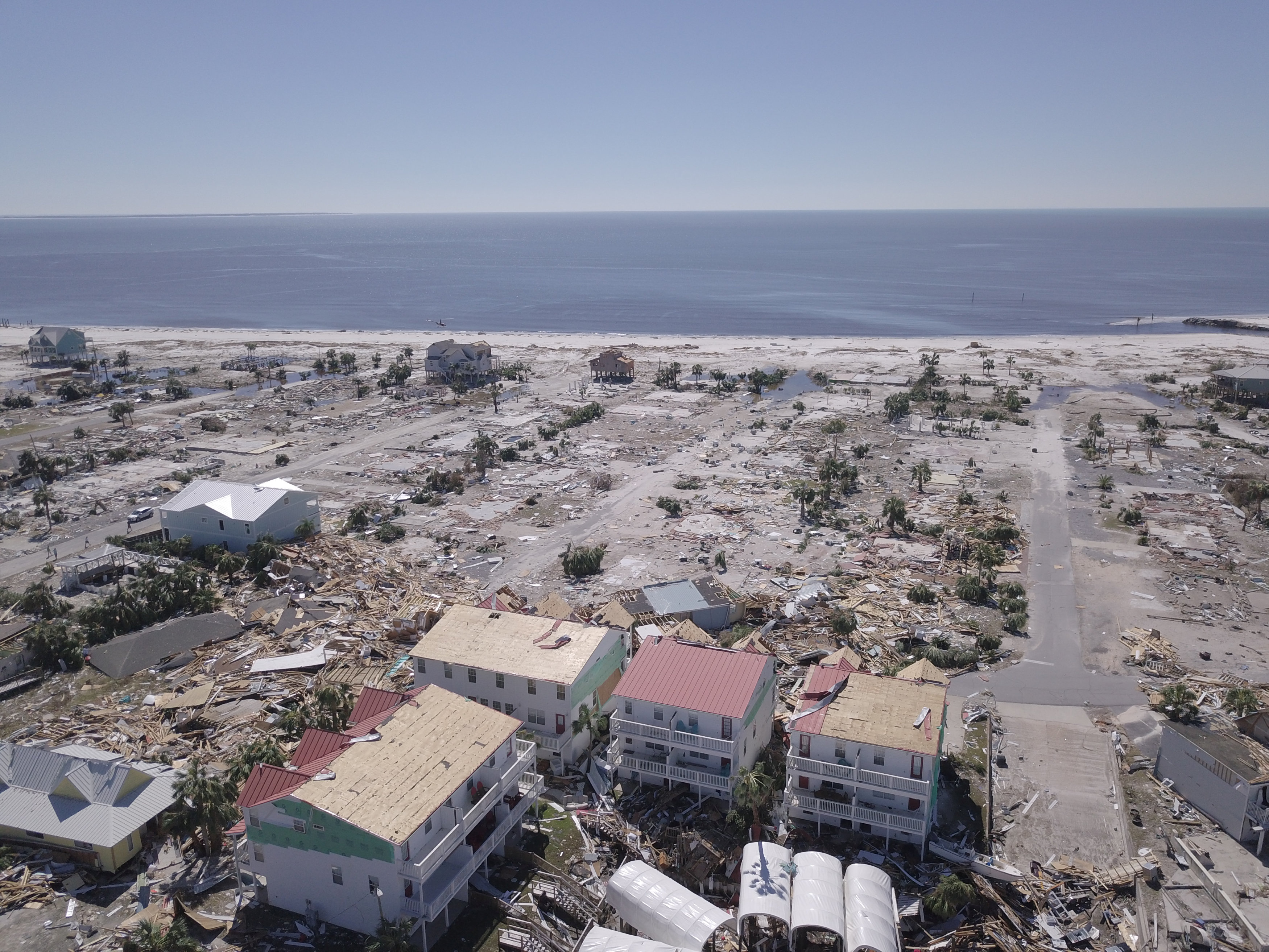 飓风"迈克尔"重创美国东南沿海