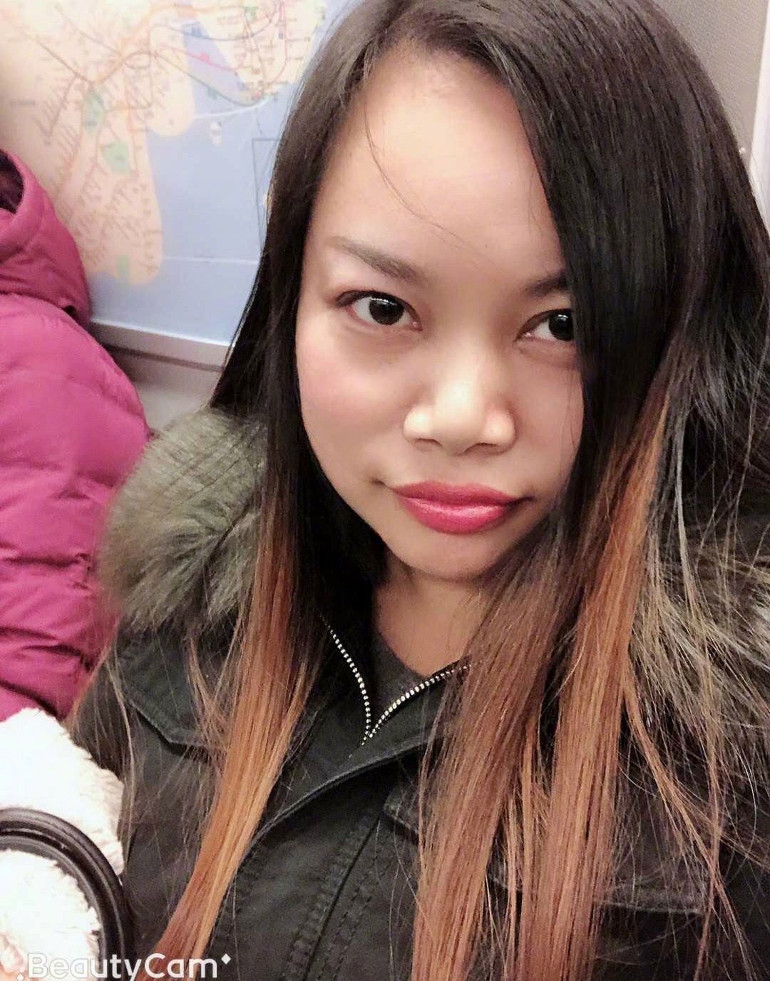 我凤姐说:"风韵犹存难自弃~"果然是"自信姐"说话底气那么足~话说凤姐