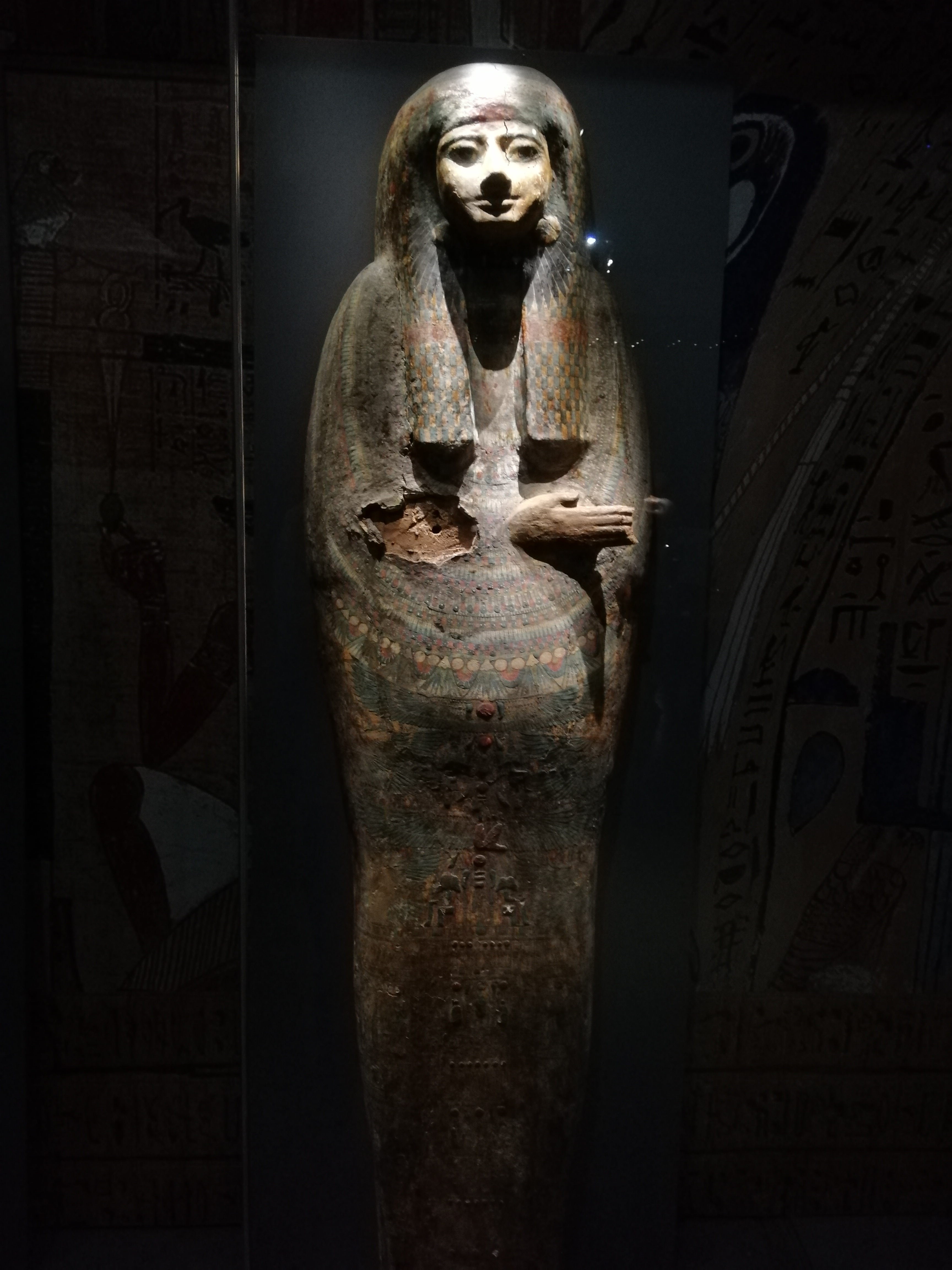 博物馆惊现埃及木乃伊?怀孕美女和小孩,胆小的人不敢看!