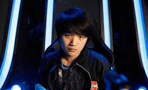 lol微笑谈s赛:我只拿过八强,没实力再有梦想也没用!