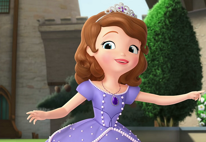 小公主苏菲亚:皇冠是公主的标配,苏菲亚的这些皇冠都好美