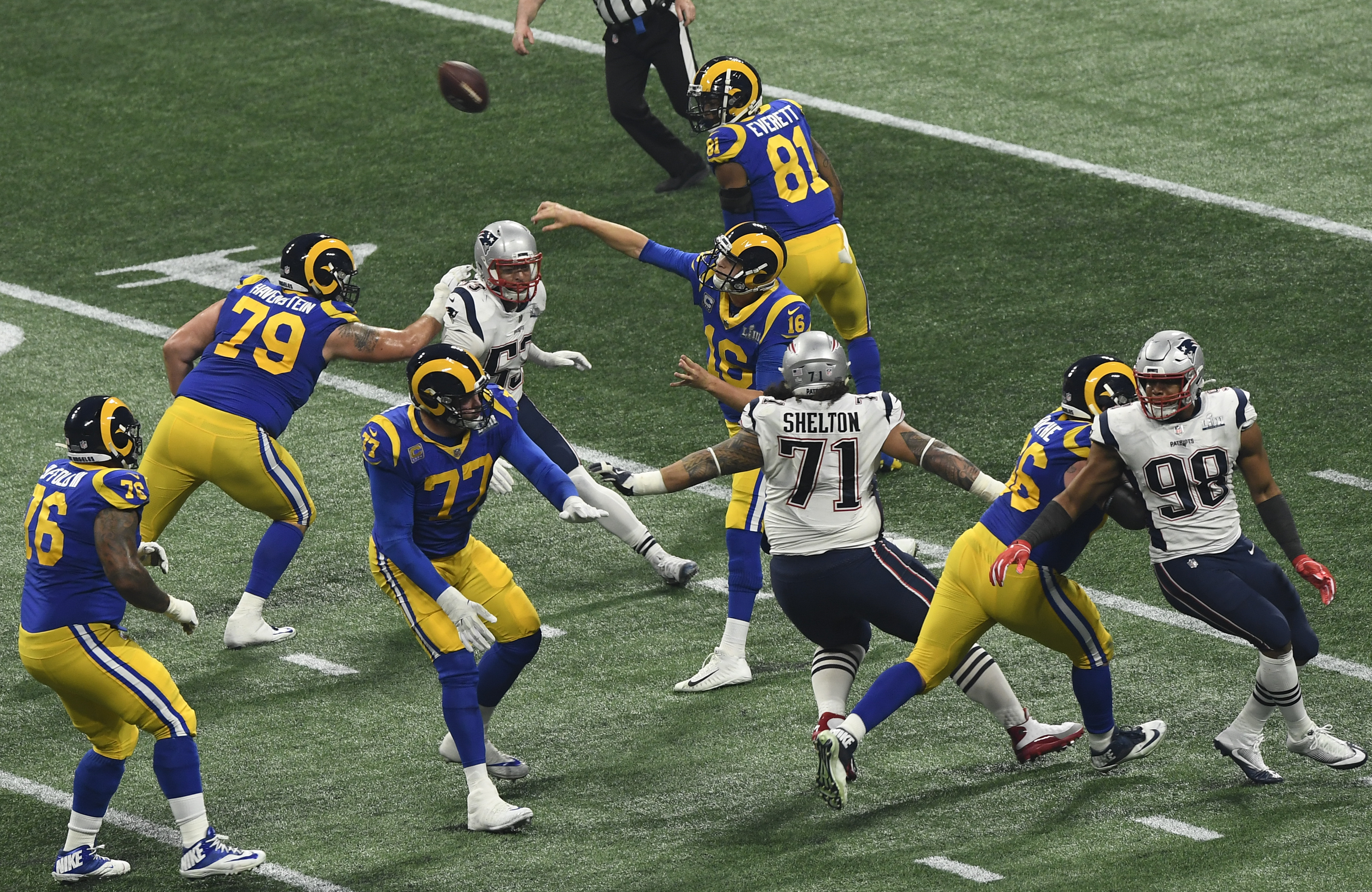 橄榄球——新英格兰爱国者队第六次夺得"超级碗"冠军(1)