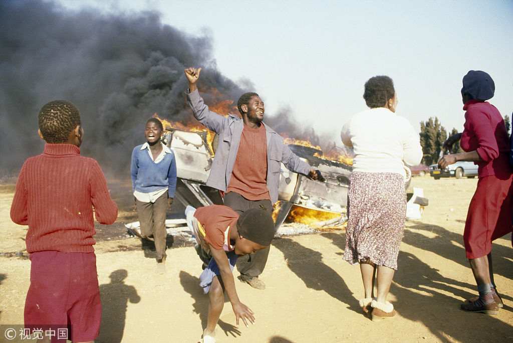 除了《饥饿的苏丹》:凯文·卡特其他照片集