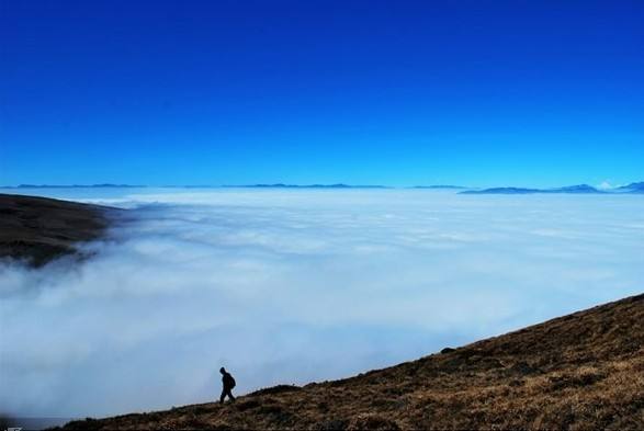 大风顶,相信你会喜欢这里的风景的!