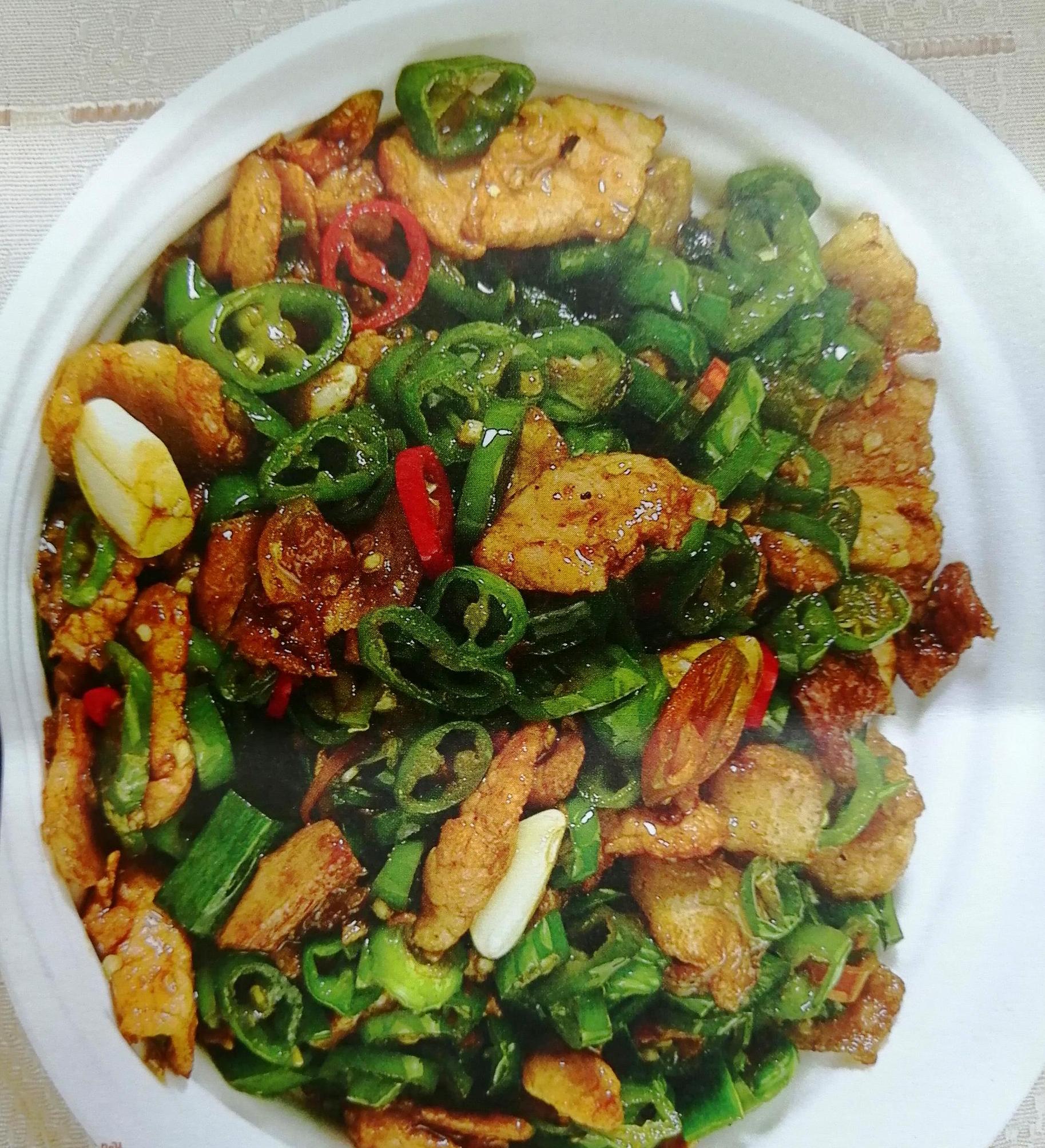 农家小炒肉,这么做特别好吃,能让你多吃1个馒头