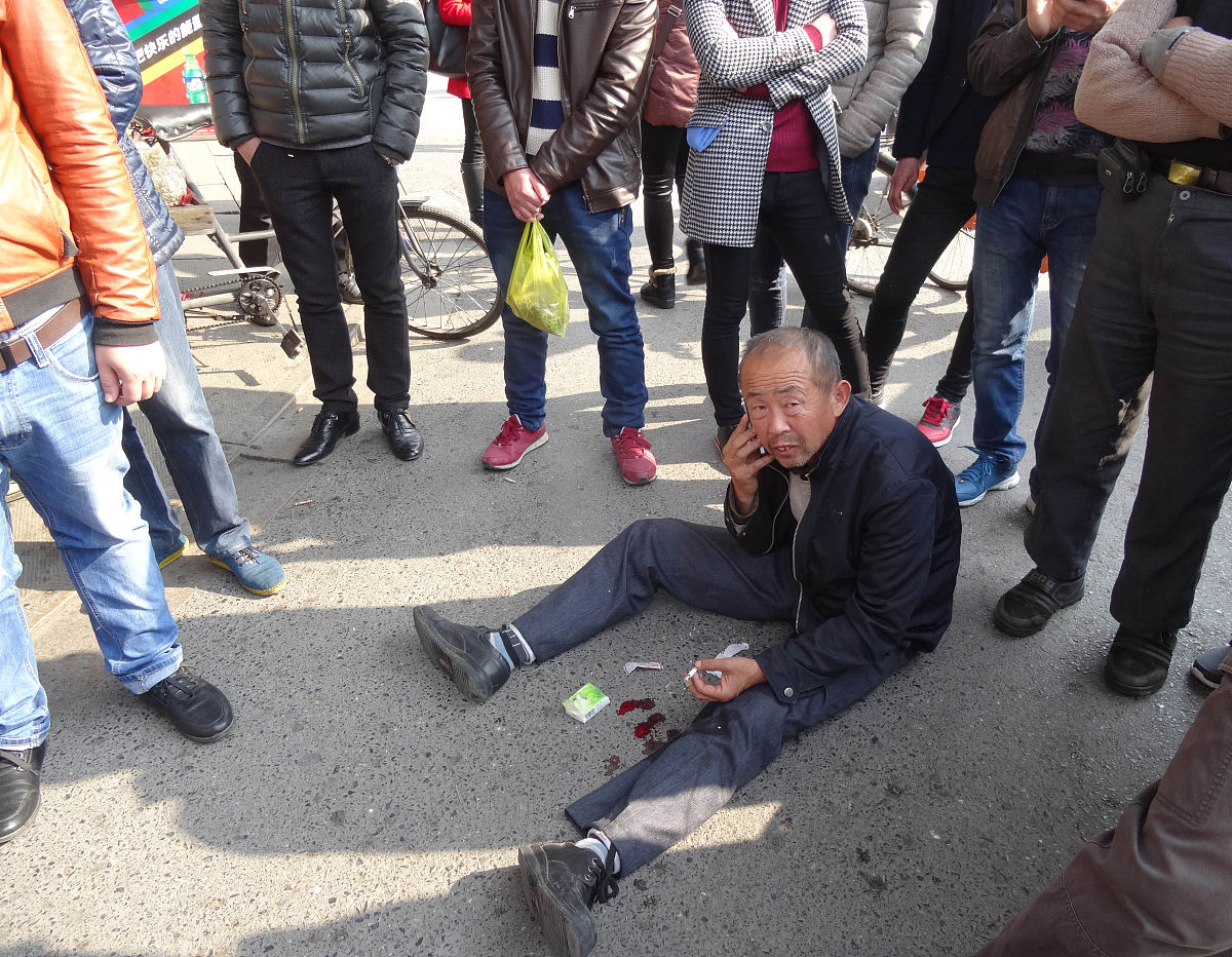 痴心父母古来多,孝顺儿孙谁见了?