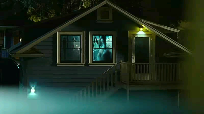 《后窗惊魂》宅男透过窗子偷窥邻居,发现了邻居杀人的秘密