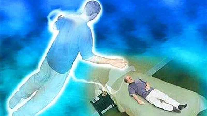 梦境的奥秘，梦见亲人死后又活过来并留下衣服的深层解读